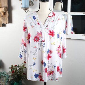Woman Within Floral Blouse  Size  Medium